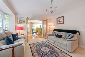 Lounge- click for photo gallery